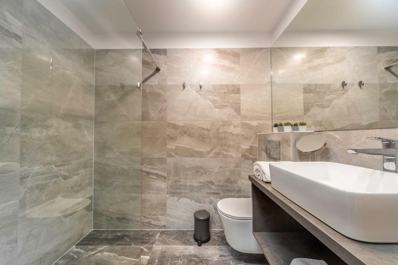 Residence Inn Rijeka Ngoại thất bức ảnh